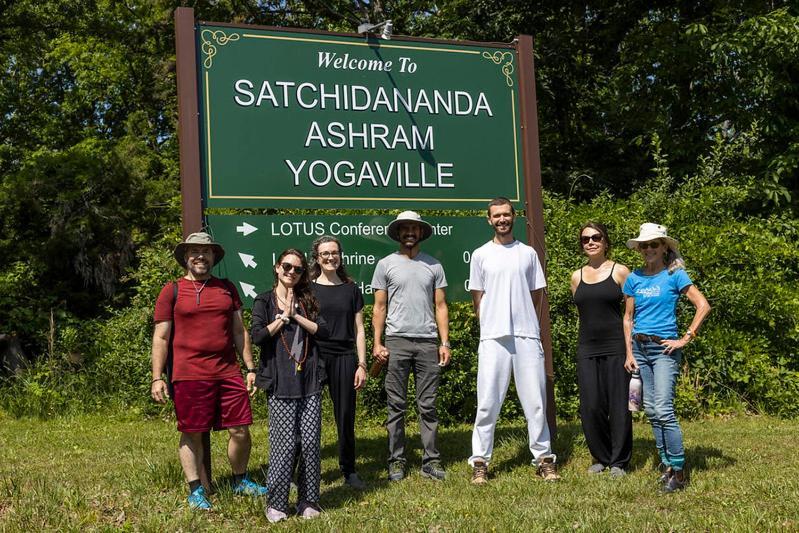 Yogaville Buckingham Exterior photo